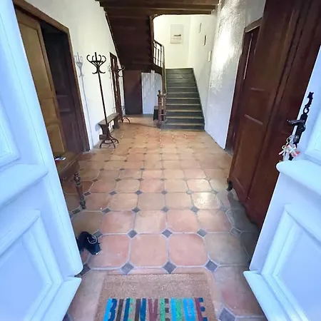 Galhareta, La Maison Rose