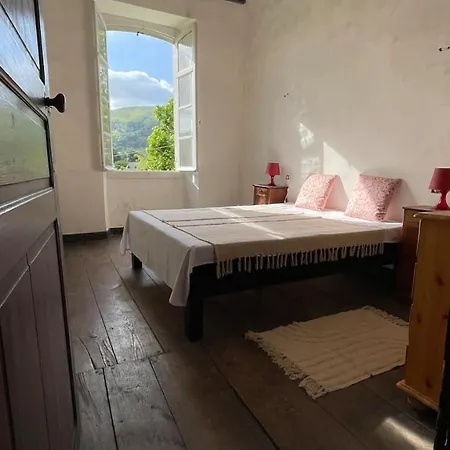 Galhareta, La Maison Rose Σπίτι διακοπών *